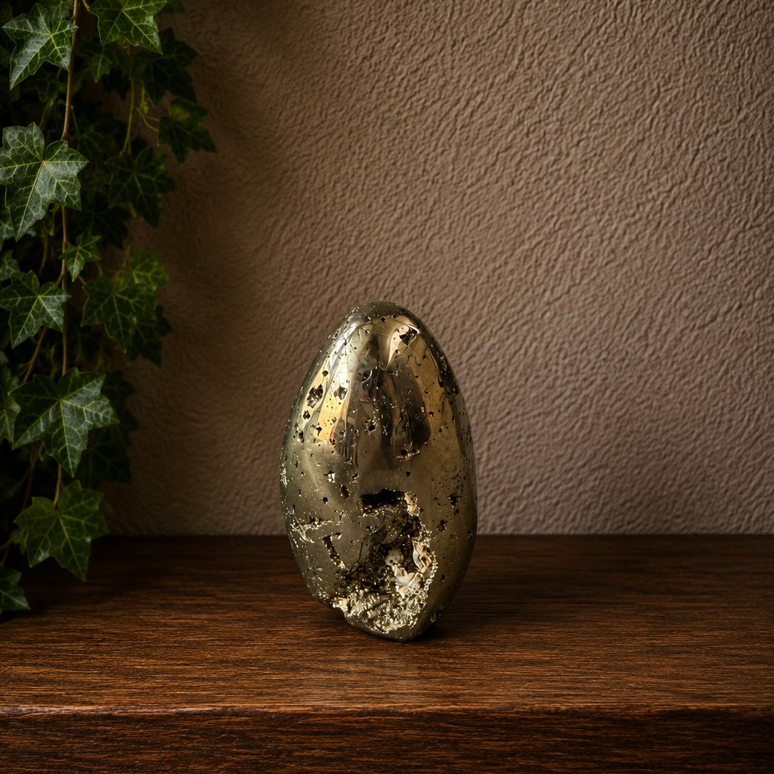 FREE FORM || PYRITE