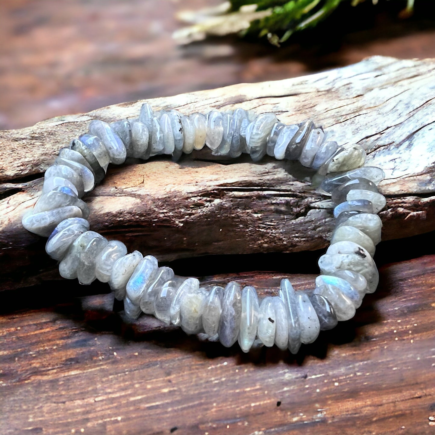 BRACELET || LABRADORITE - LARGE CHIP