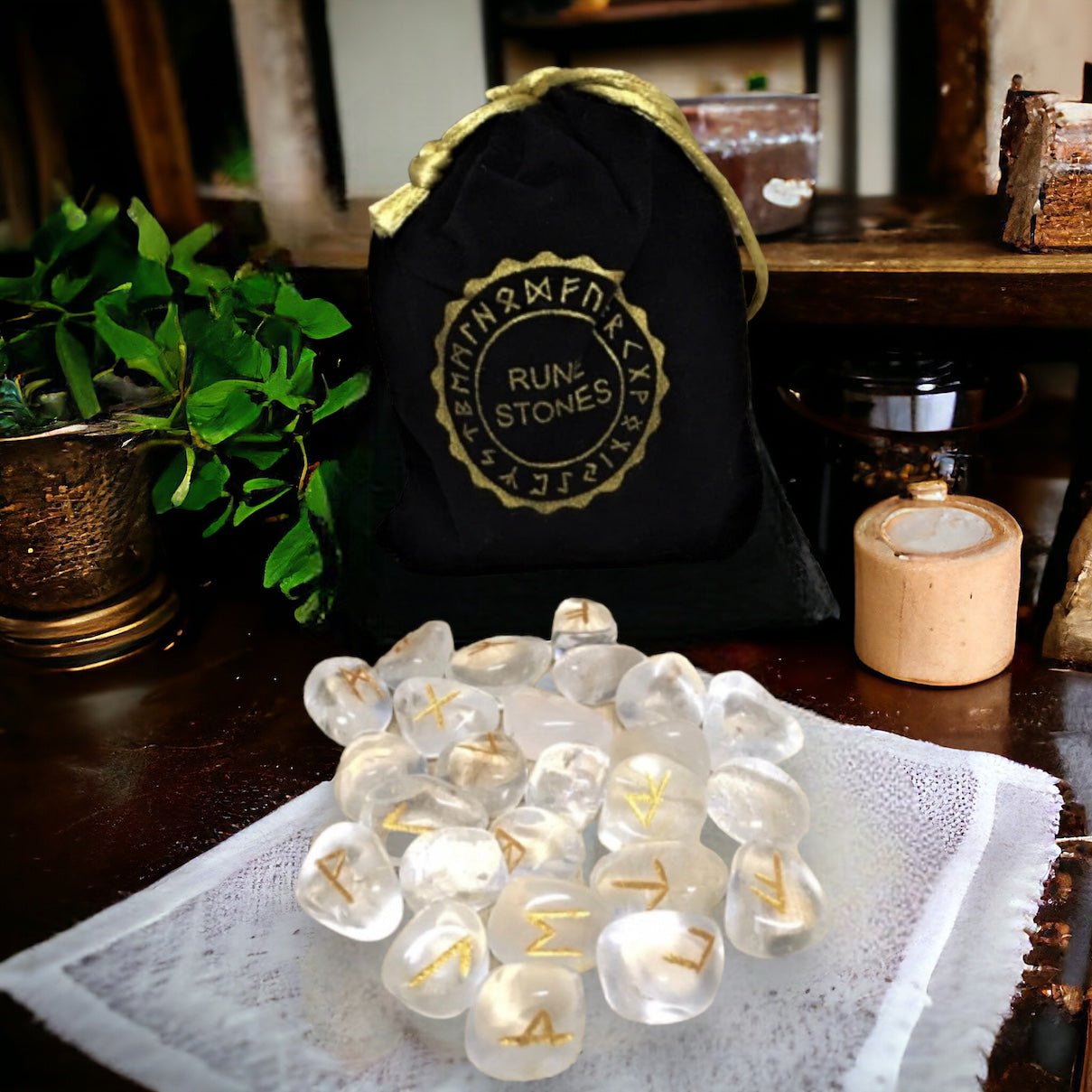 RUNES || CLEAR QUARTZ