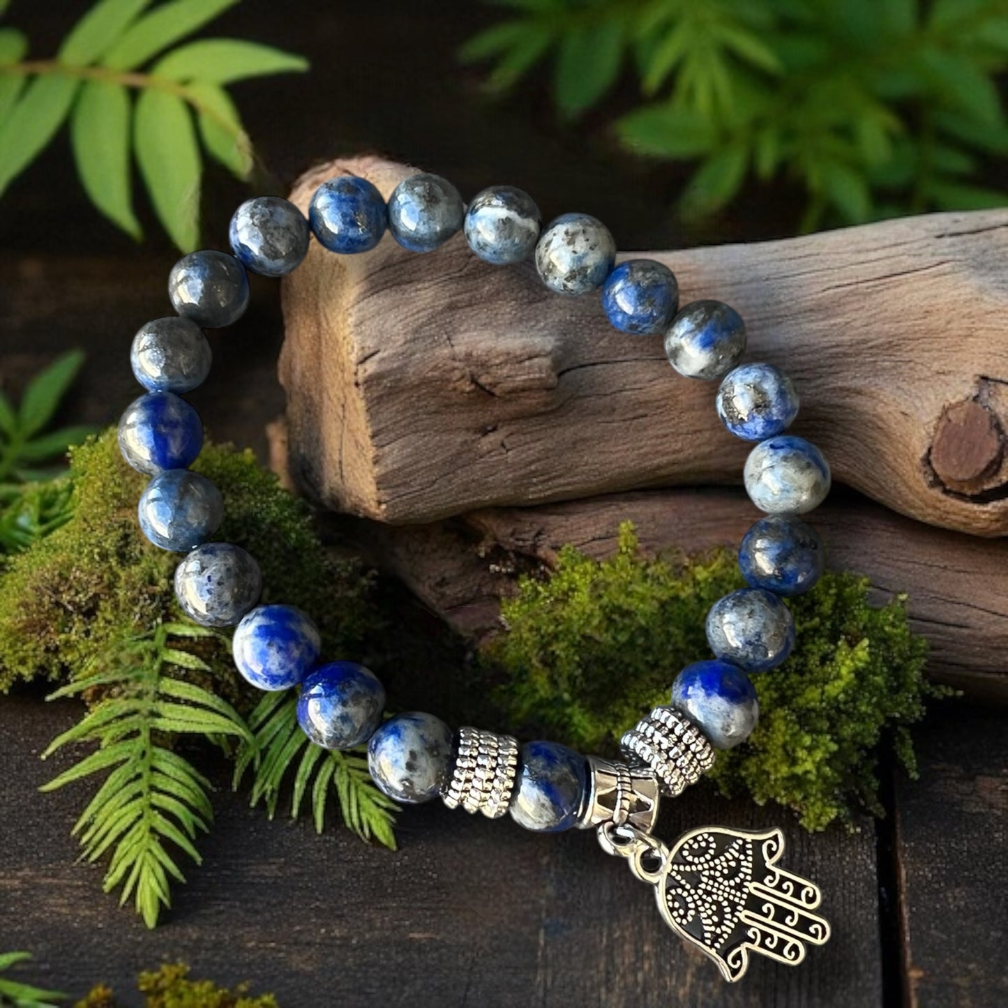 BRACELET || LAPIS LAZULI WITH HAMSA HAND CHARM