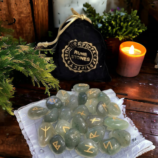 RUNES || GREEN AVENTURINE