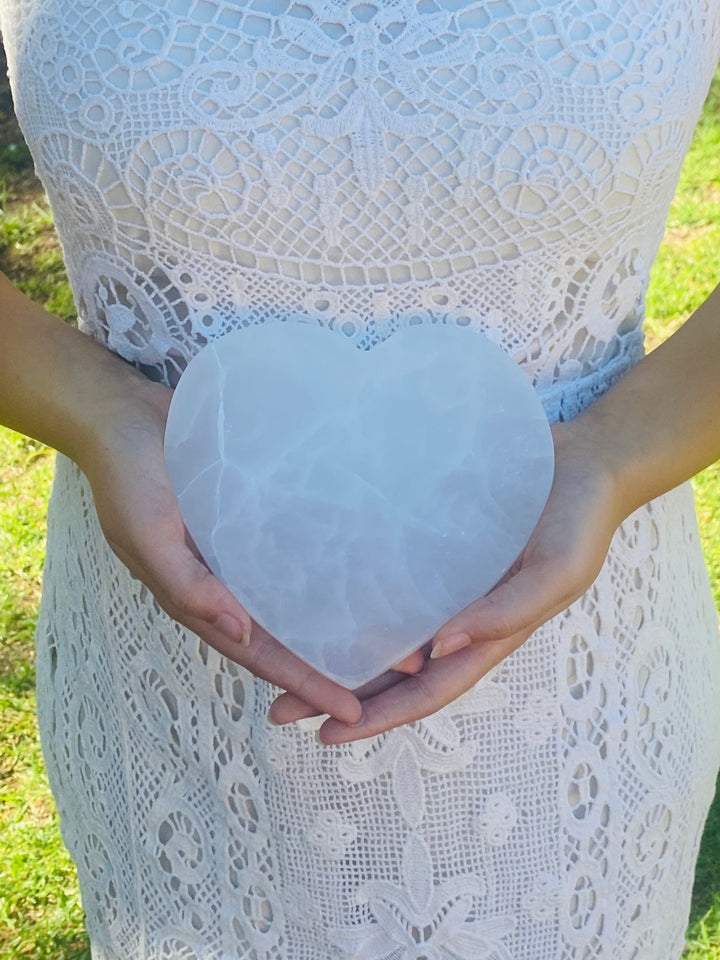 CARVINGS || SELENITE CHARGING PLATE - HEART