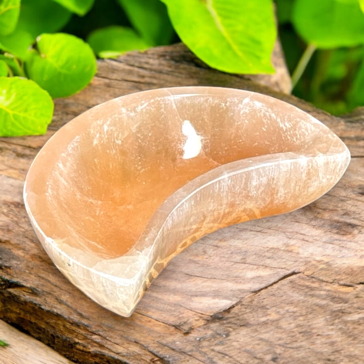 CARVINGS || PEACH SELENITE CHARGING BOWL - MOON