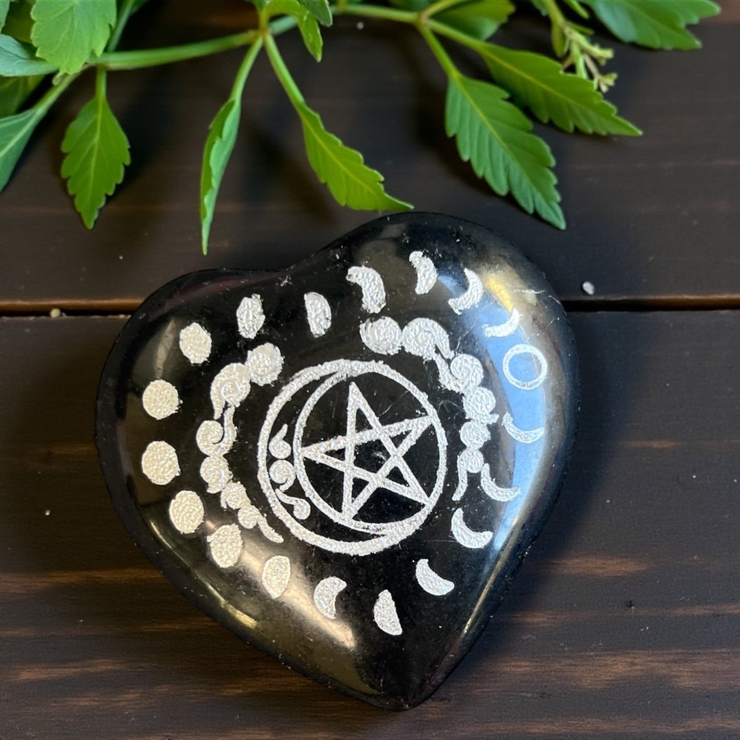 CARVINGS || BLACK TOURMALINE HEART