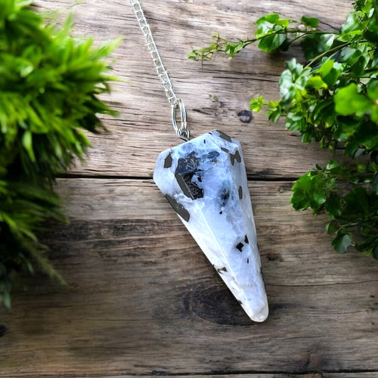 PENDULUMS || RAINBOW MOONSTONE