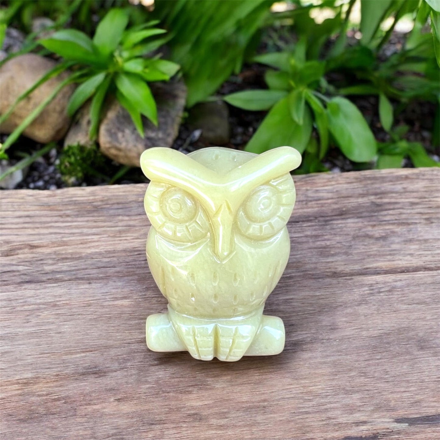 CARVINGS || SERPENTINE OWL