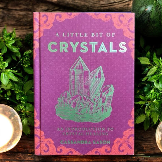 BOOKS || A LITTLE BIT OF CRYSTALS