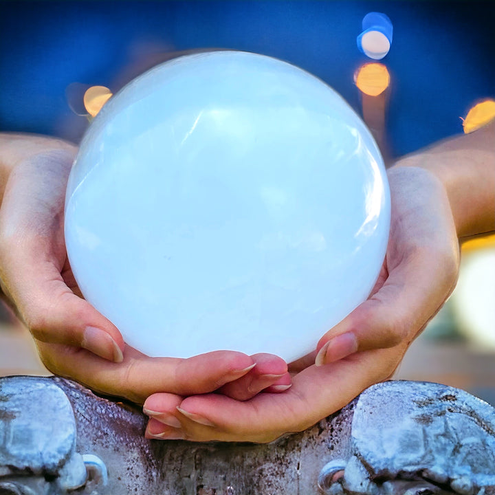 SPHERES || SELENITE - FULL MOON BALL - XL