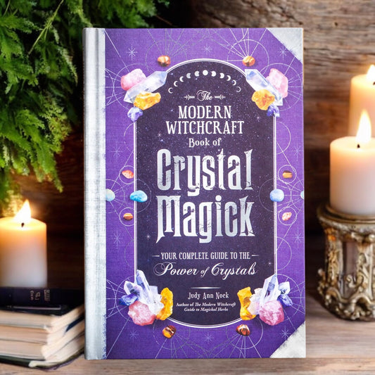 BOOKS || THE MODERN WITCHCRAFT GUIDE TO CRYSTALS