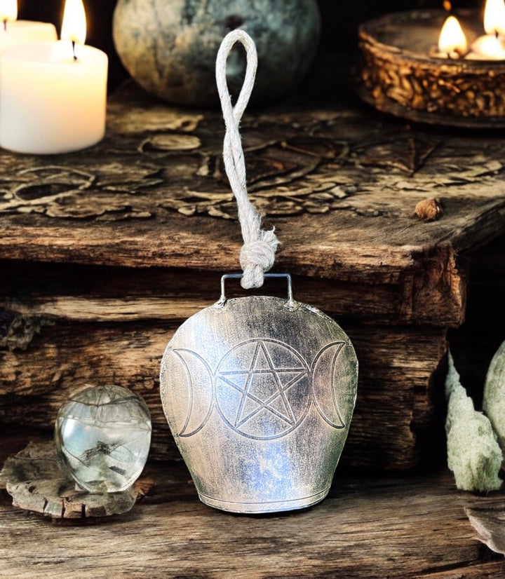 IRON BELL CHIMES || PENTAGRAM TRIPLE MOON IRON COWBELL / WITCHES BELL