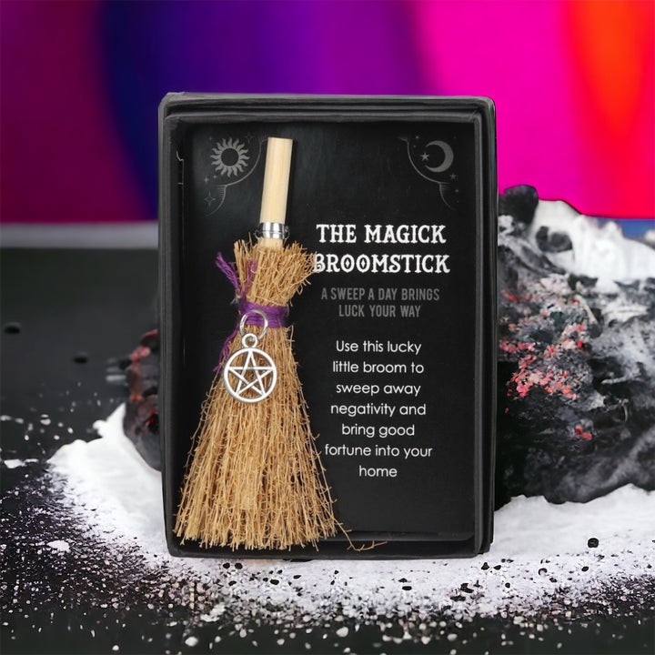 BESOM || WITCHES MINI BROOM - PENTAGRAM