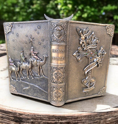 STATUE || NATIVITY BIBLE - PRE ORDER