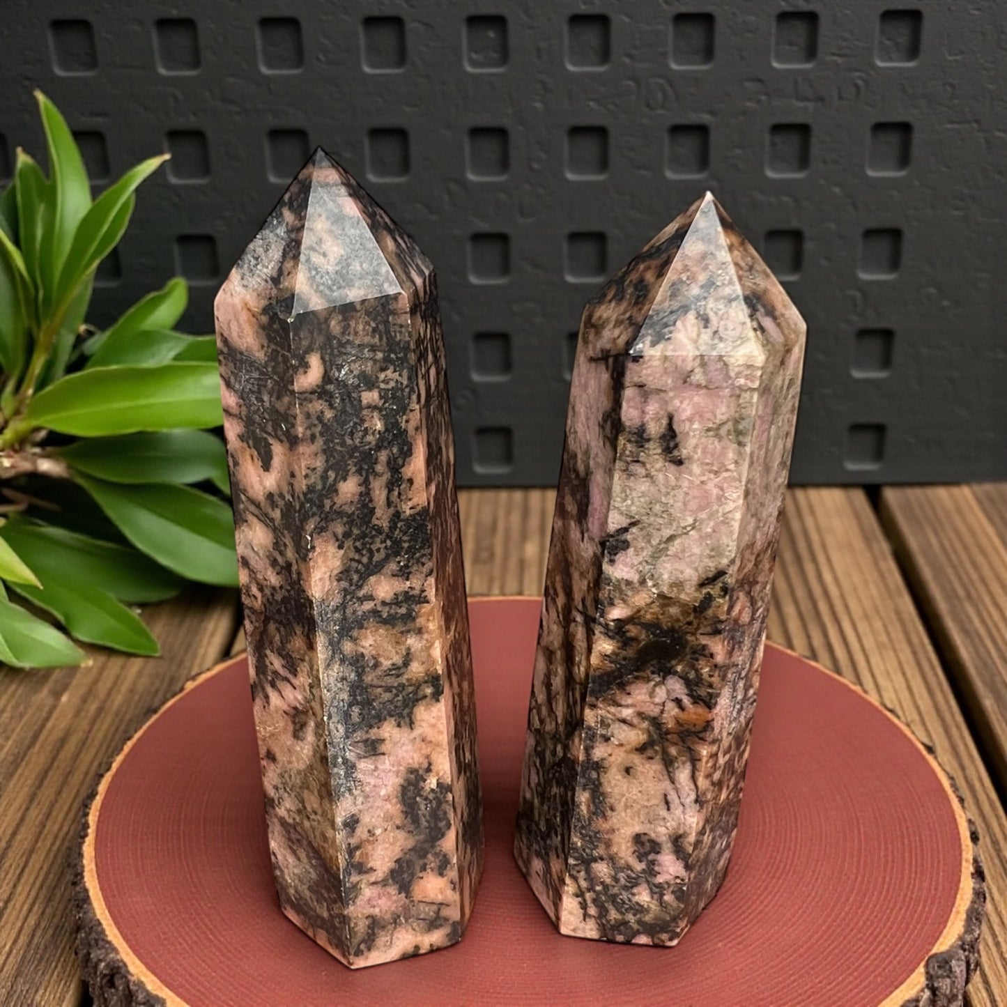 GENERATORS || RHODONITE