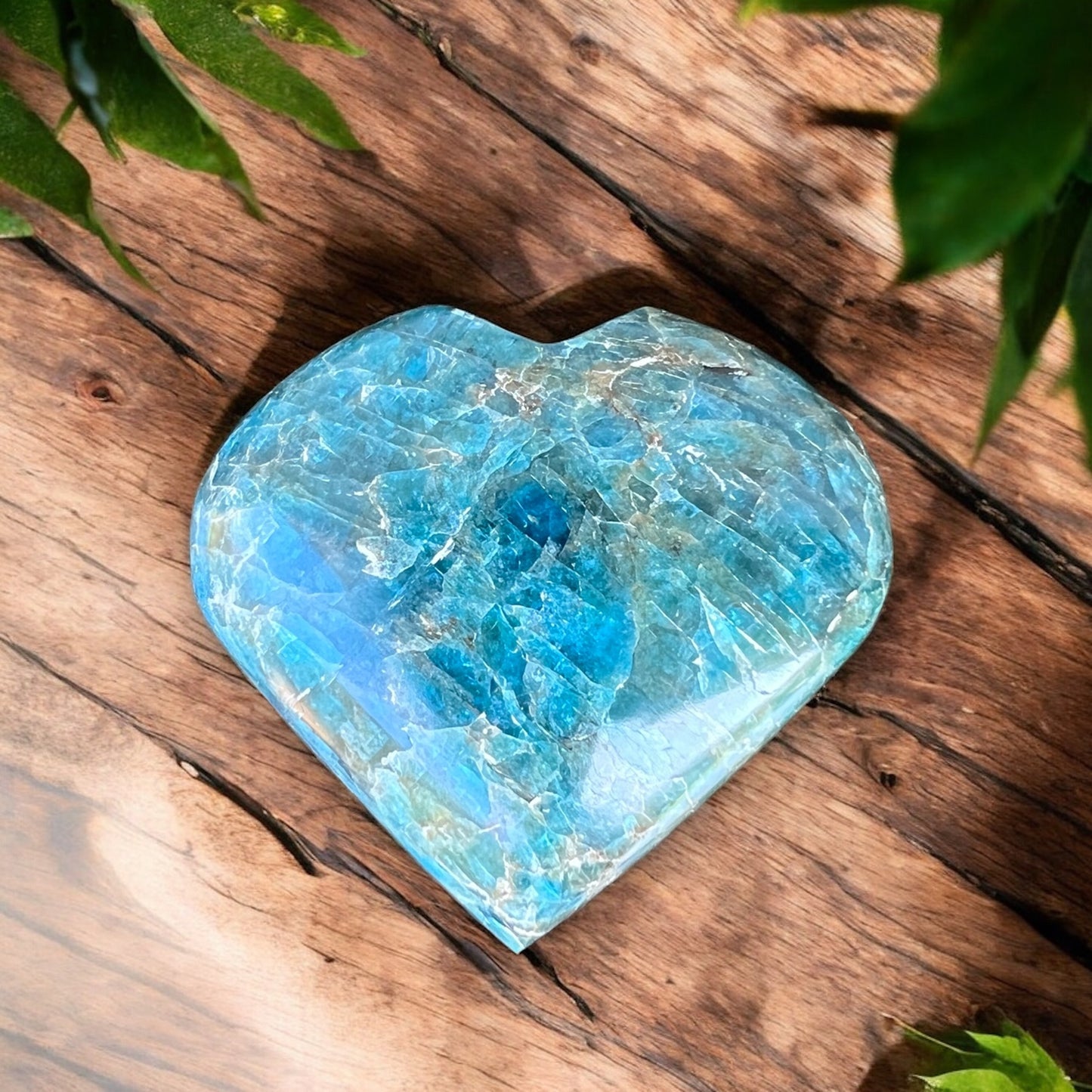 CARVINGS || APATITE HEART
