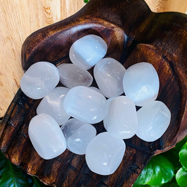 TUMBLE STONES || SELENITE