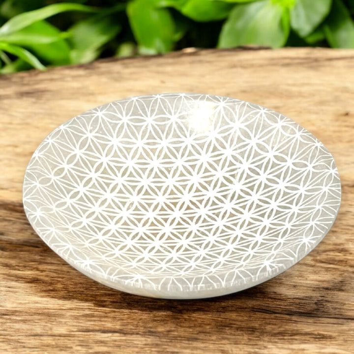CARVINGS || SELENITE CHARGING BOWL - ROUND - FLOWER OF LIFE