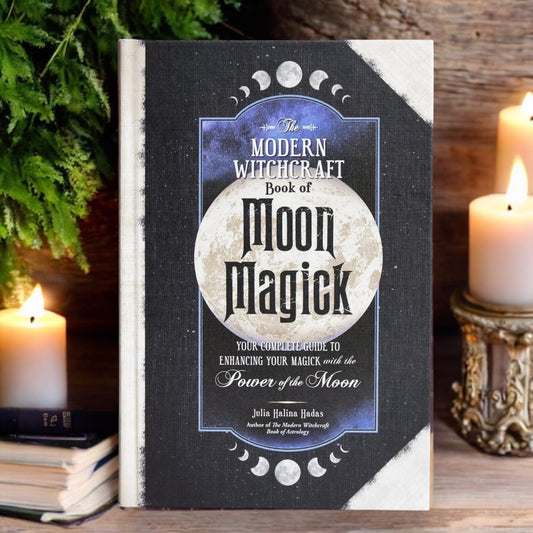 BOOKS || THE MODERN WITCHCRAFT GUIDE TO MOON MAGICK
