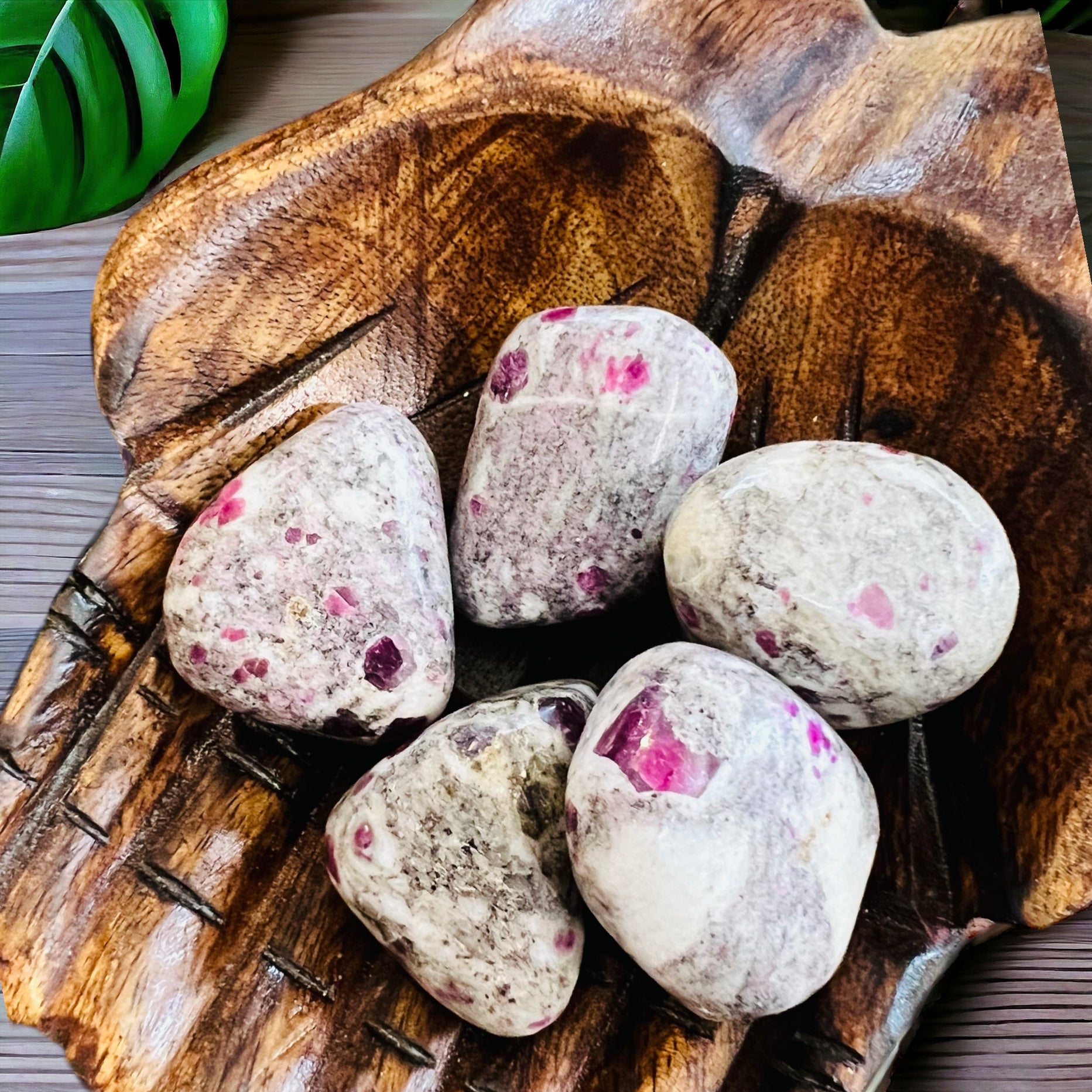 TUMBLE STONES || RUBY & GARNET