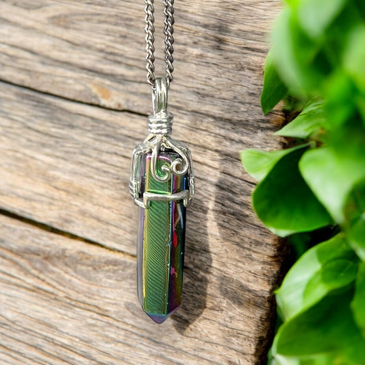 PENDANT || FLAME AURA QUARTZ NECKLACE