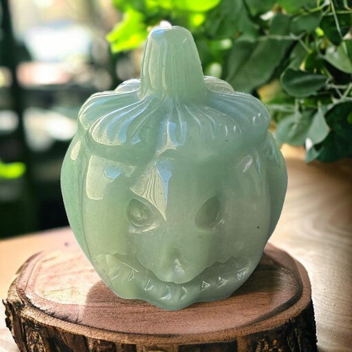 CARVINGS || GREEN AVENTURINE PUMPKIN