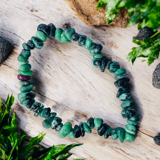 CHIP BRACELET || RUBY IN ZOISITE