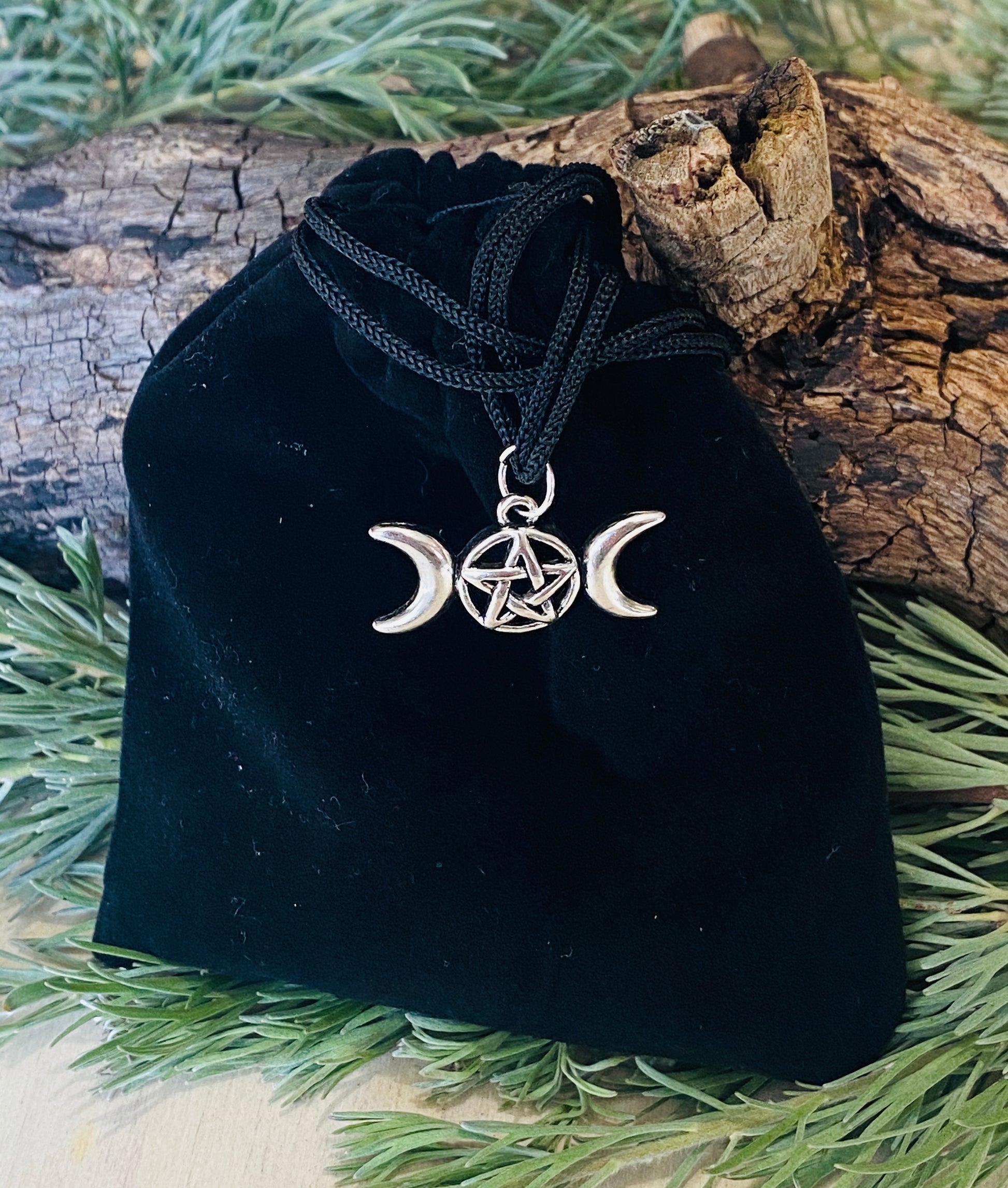 CRYSTAL KITS || MYSTERY CRYSTAL OF THE MONTH