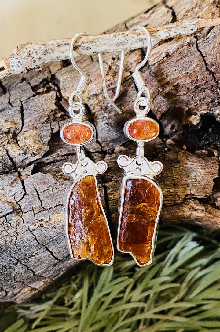 EARRINGS || ORANGE KYANITE & SUNSTONE - 925 STERLING SILVER
