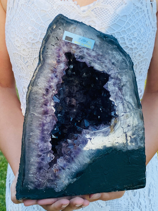 GEODE || AMETHYST CAVE