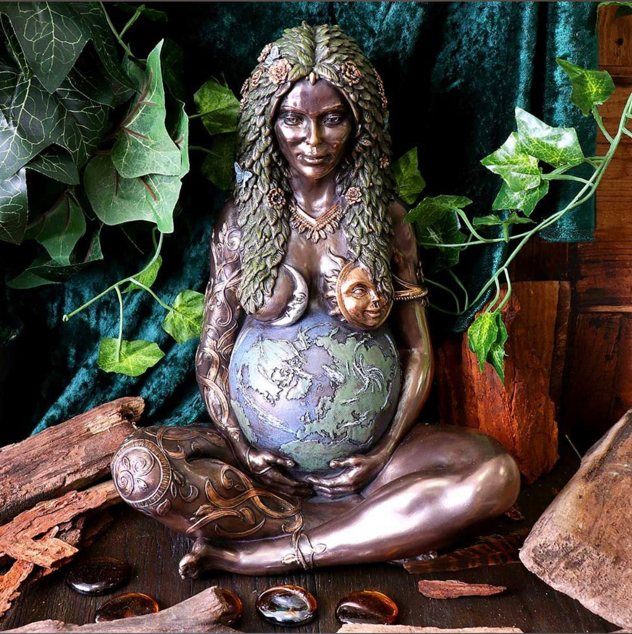 STATUE || MOTHER EARTH GODDESS - BRONZE - PRE ORDER