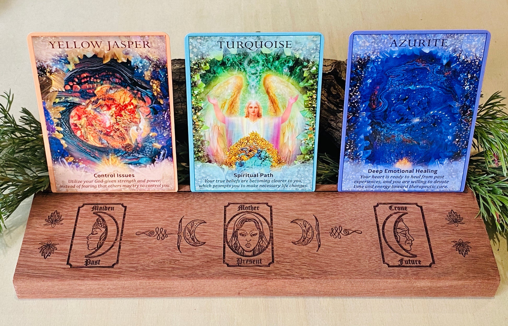 CARD OF THE DAY STAND || MAIDEN, MOTHER, CRONE
